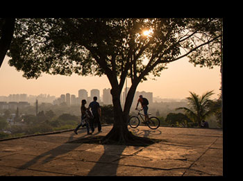 Foto da praça do pôr do sol